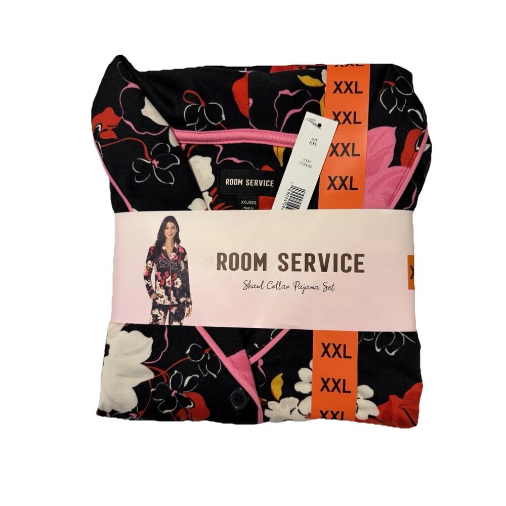 ROOM SERVICE Pajama Set Size XXL- Black- Floral- Shawl Collar- New